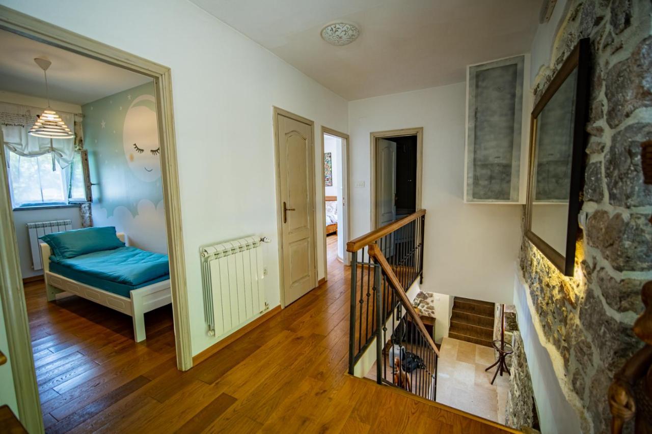 Villa Toscana With A Pool Tivat Exterior foto